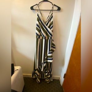 Long striped brunch dress size small